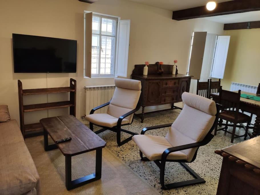 Casa Carmina: Casa Para Pequenos Grupos En El Corazon De Galicia O Irixo Exterior foto