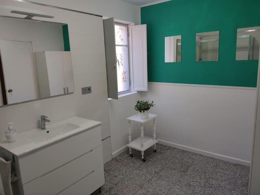 Casa Carmina: Casa Para Pequenos Grupos En El Corazon De Galicia O Irixo Exterior foto